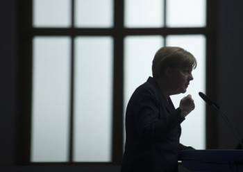 Ηχηρό "όχι" από Μέρκελ: Ξεχάστε τις γερμανικές αποζημιώσεις