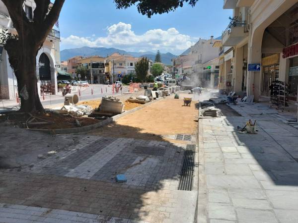 Προχωρά η αναδιάταξη της πλατείας 23ης Μαρτίου