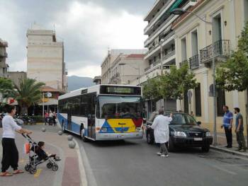 Ο βοηθός φαρμακοποιού ξεκόλλησε το αστικό