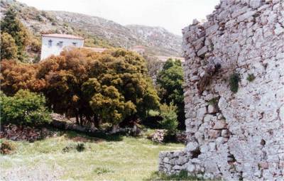 Οι μονές της Δήμιοβας και της της Αγίας Τριάδας ήταν σημαντικά καταφύγια του κλεφταρματολισμού