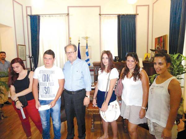 38.500 ευρώ για 8 υποτροφίες από το κληροδότημα Λ. Σκιά