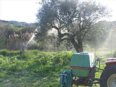 Λιγότεροι φόροι στην αγροτική παραγωγή