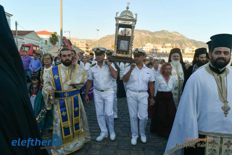 Η εικόνα της Παναγίας Ελεούσας στο ναό Αναλήψεως Καλαμάτας (φωτογραφίες)