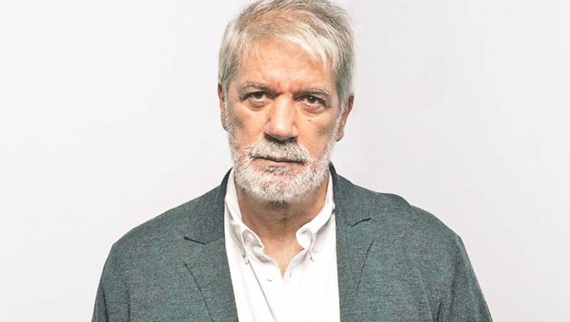 Ο Φίλιππος Σοφιανός στην «Ε» για την “Oleanna”: “Τα σπουδαία έργα μιλούν από μόνα τους”