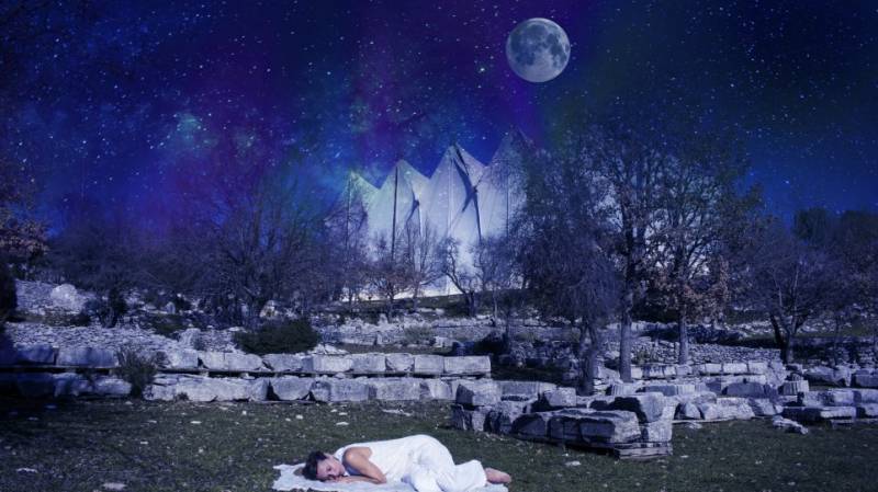 Παράσταση στο Ναό Επικούριου Απόλλωνα “From darkness to light”