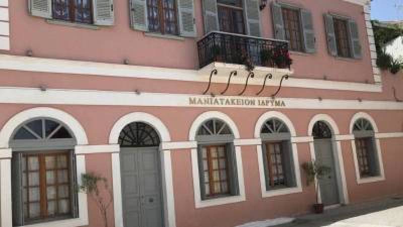 Σε εξέλιξη η έκθεση «Διάλογος ΙΙΙ» από το Μανιατάκειο Ίδρυμα