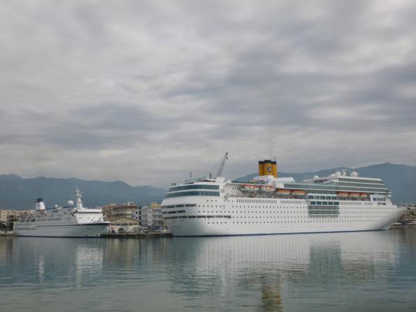 Αν η Καλαμάτα δεν θέλει τα κρουαζιερόπλοια, ας τα αποχαιρετήσει