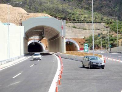 Κλειστή η σήραγγα Ραψομμάτη - Από την παλιά ΕΟ η κυκλοφορία