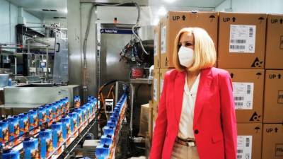 Γεννηματά: Εμβολιαζόμαστε γιατί νοιαζόμαστε