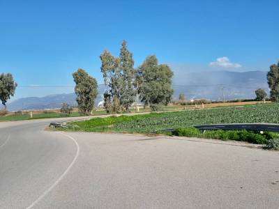 Τσακισμένη προστατευτική μπάρα