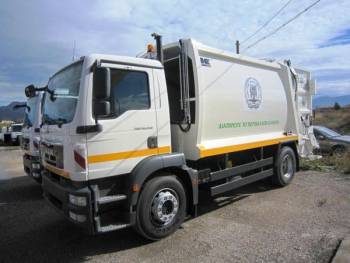 Δωρεά απορριμματοφόρου από το Δήμο Αθηναίων στην Τριφυλία