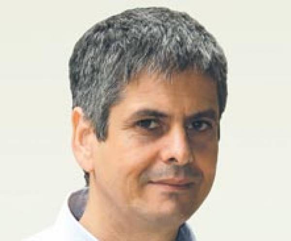 Καταγγελία Μπεχράκη: "Απαράδεκτη η κατάσταση στο 6ο Γενικό Λύκειο"