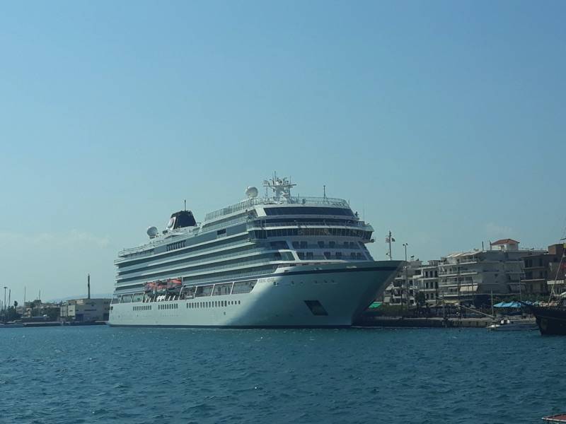 Το κρουαζιερόπλοιο "Viking Venus" στην Καλαμάτα με 537 επιβάτες