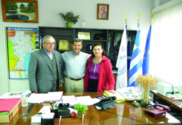 Δωρεά 3.000 βιβλίων στο Δήμο Μεσσήνης