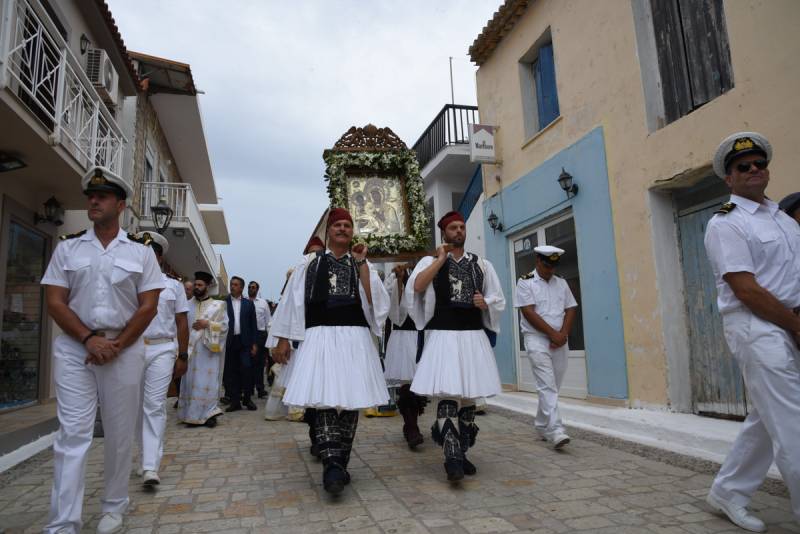 Η Φοινικούντα γιόρτασε την πολιούχο της Παναγία Τριχερούσα