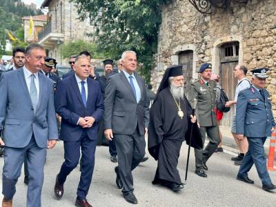 Διαιρεμένοι και χωρίς μετρήσιμους στόχους