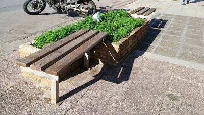 "Ανόητο" παγκάκι