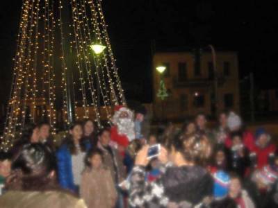 Φωταγώγηση του δέντρου στην Κεντρική Αγορά Καλαμάτας