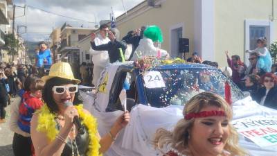 Με επιτυχία και μεγάλη συμμετοχή το Φιλιατρινό Καρναβάλι (βίντεο+φωτο)