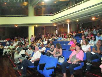 Συνεχείς κινητοποιήσεις αποφάσισαν οι εργαζόμενοι στην αυτοδιοίκηση