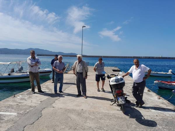Καλαμάτα: Διαμαρτυρία ερασιτεχνών ψαράδων για δημοτικά τέλη και κλοπές (βίντεο)
