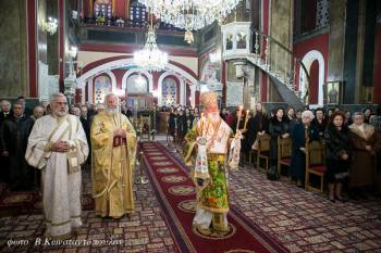 Μεγαλοπρεπής εορτασμός των Χριστουγέννων στον Αγιο Βασίλειο Τρίπολης (φωτογαφίες)