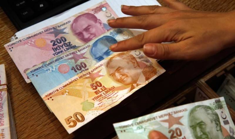 Νέα βουτιά 8% στην τουρκική λίρα - Σε νέο ιστορικά χαμηλό επίπεδο