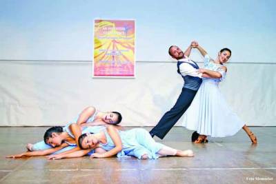 Ξεχωριστή παράσταση χορού στην Κυπαρισσία