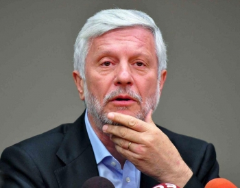 Καταρρέει σταδιακά ο μηχανισμός Τατούλη - Κλείνουν οι πολιτικοί και επικοινωνιακοί… διάδρομοι