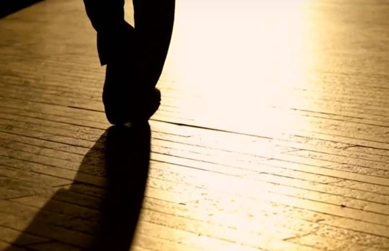 Κατηγορείται ότι βίαζε την ανήλικη βαφτισιμιά του, προσφέροντάς της να καταναλώσει αλκοόλ και κάνναβη