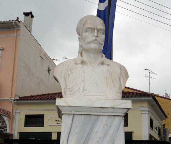 Μνημόσυνο για τον Αναγνωσταρά