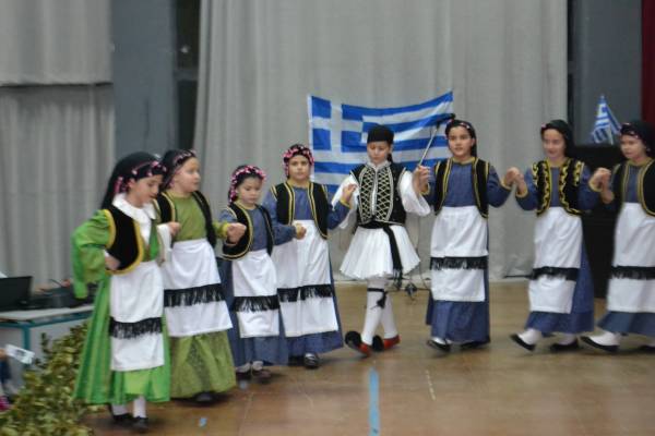 «Εν Χορώ» στην Κυπαρισσία (φωτογραφίες)