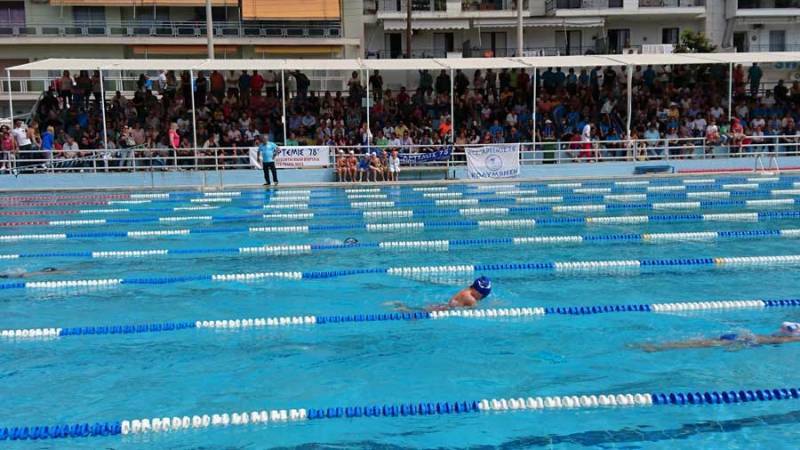 Κουζή για το ισοθερμικό κάλυμμα κολυμβητηρίου