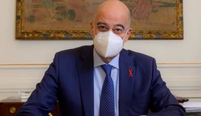 Δένδιας για Παγκόσμια Ημέρα κατά του Καρκίνου: Στεκόμαστε στο πλευρό όσων δίνουν τη μάχη μαζί με τις οικογένειές τους