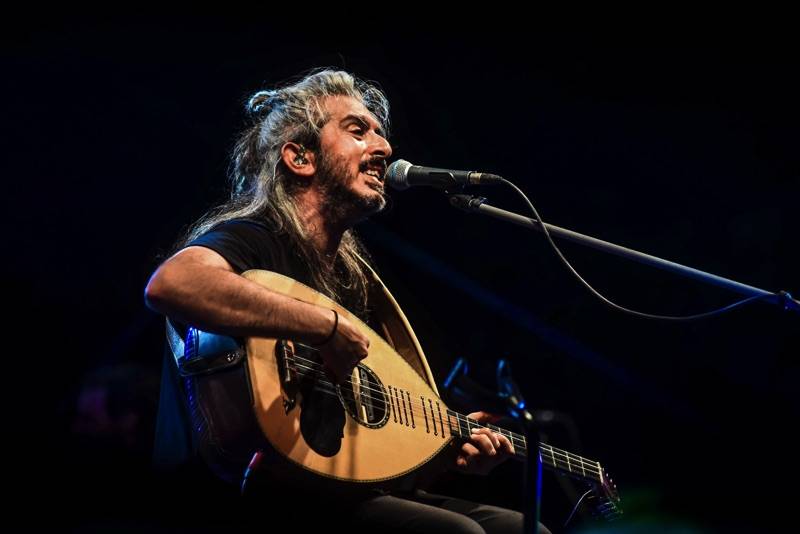 Συναυλία του Γιάννη Χαρούλη στην Αρχαία Μεσσήνη