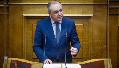 Θεόδωρος Καράογλου: Διαγνώστηκε με καρκίνο στον μαστό (βίντεο)