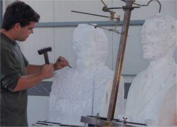 Ο Μεσσήνιος Κώστας Δούσης σε διεθνές συμπόσιο γλυπτικής