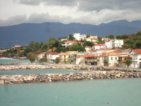 Ξεκινά πάλι το έργο προστασίας στο Ακρογιάλι