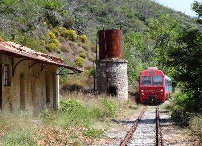 Ψάχνοντας μηχανοδηγό για να απογειώσει τον… μουντζούρη