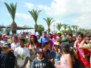 Μαθητές καθάρισαν το αλσύλλιο στη Μπούκα