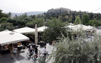 Άρση μέτρων: Στις 6 το απόγευμα οι ανακοινώσεις – Ποιες αλλαγές αναμένονται