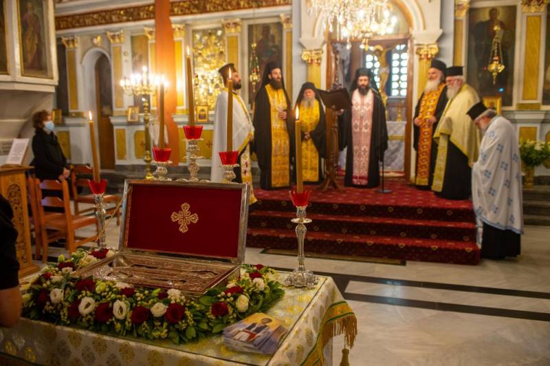 Υποδοχή λειψάνων στο ναό Αναλήψεως Καλαμάτας