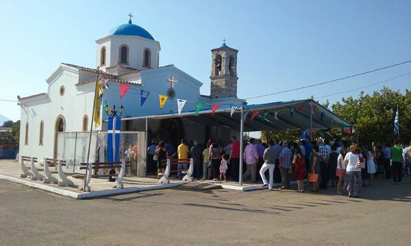 Πλήθος πιστών στον Αγρίλη