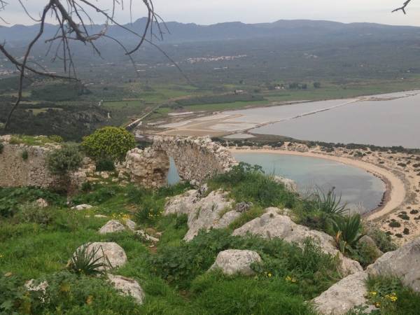 Παραμένει αναξιοποίητο το Παλαιόκαστρο Ναβαρίνου