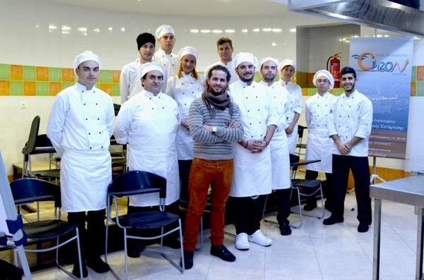 Ο σεφ Δόξης Μπεκρής στο ΙΙΕΚ "Ορίζων" για σεμινάριο μαγειρικής με έμφαση στα μεσσηνιακά προϊόντα