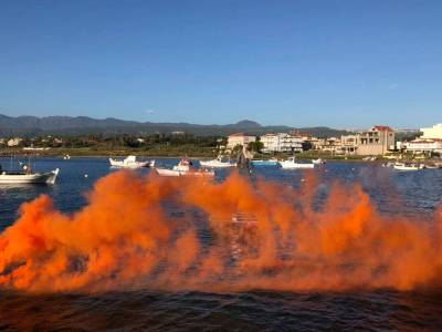 Μεσσηνία: Ανατίναξαν τον Ιούδα στη θάλασσα του Μαράθου (φωτογραφίες)