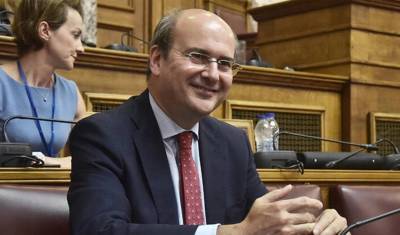 Χατζηδάκης: Αλλάζουν όλα από Δευτέρα για ΟΑΕΔ και επιδόματα