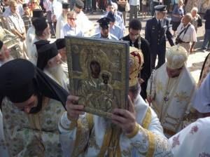 Η Μεσσήνη υποδέχθηκε την ιερή εικόνα της Παναγίας (φωτογραφίες)