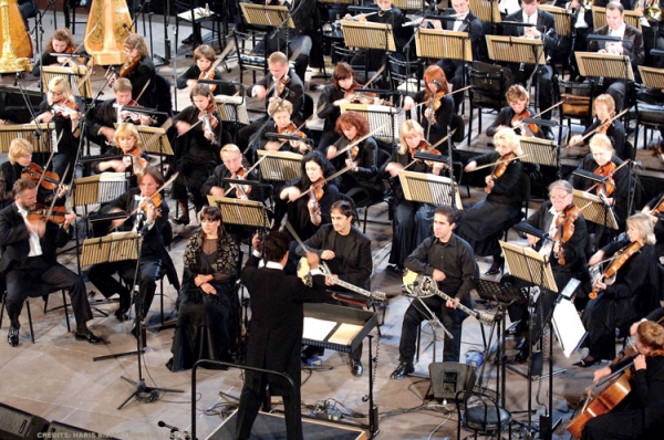 Συναυλία της ορχήστρας "Μίκης Θεοδωράκης" στη Σύρνα Αρκαδίας