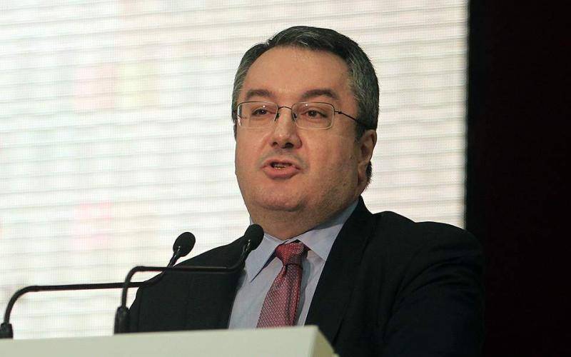 Μόσιαλος: Τα εμβόλια θα είναι μάλλον αποτελεσματικά για τις μεταλλάξεις του κορονοϊού